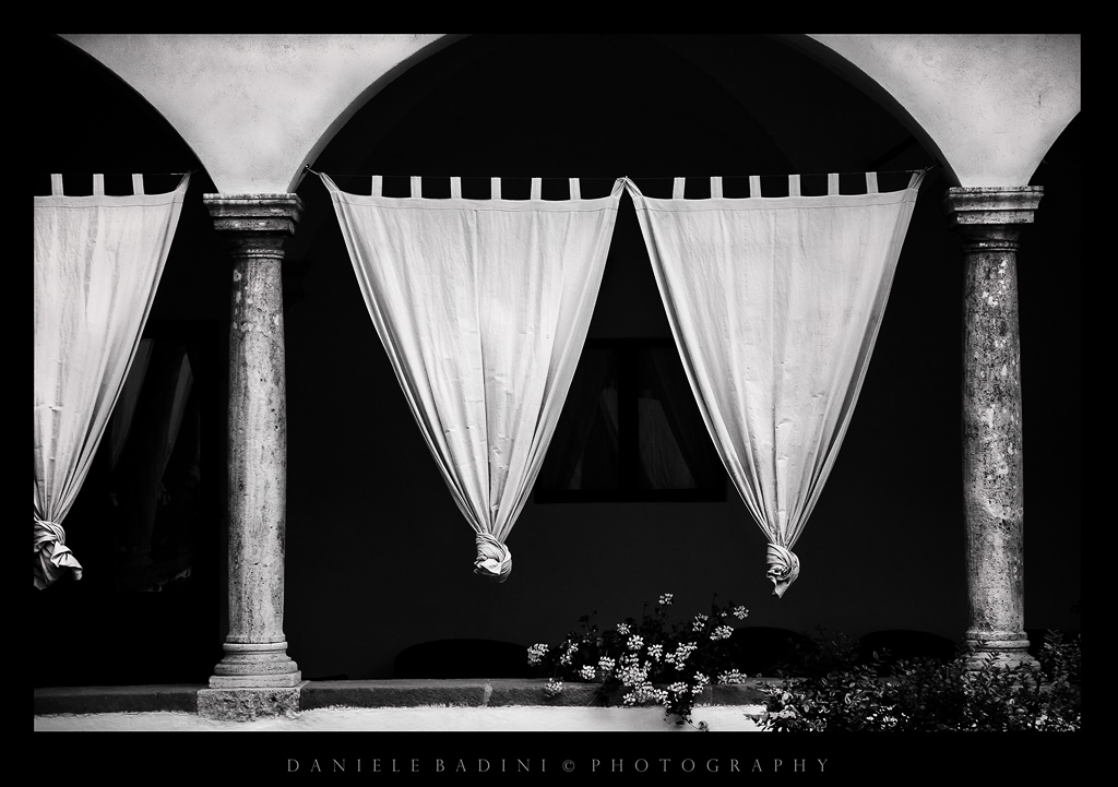 nell'antico chiostro