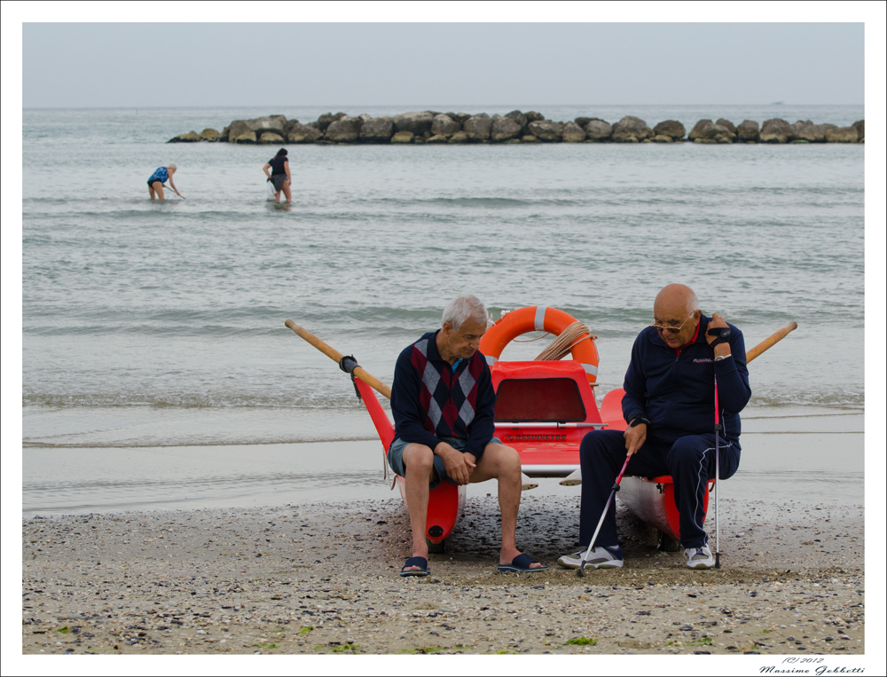 i bagnini ( "vietato annegare")