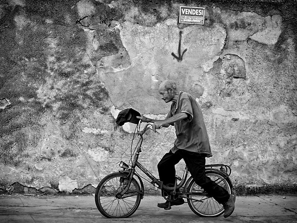 Vendesi Bicipattino con Nonno a Corredo