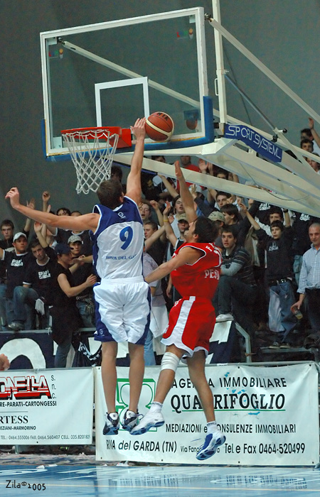 stoppata... (basket)