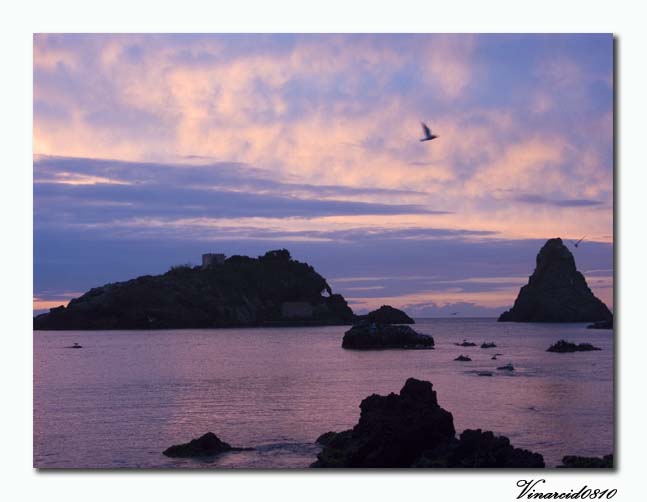 Faraglioni all'alba ........