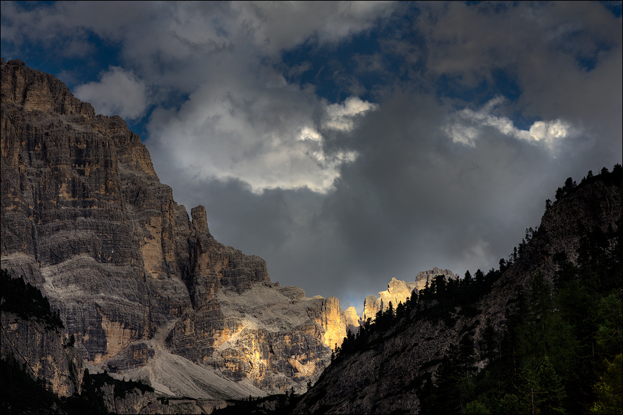 Sul sentiero del rifugio Scotoni