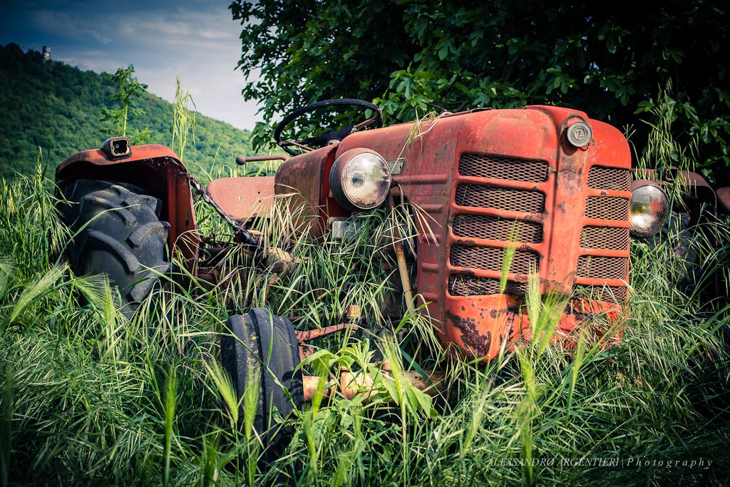 Il vecchio trattore