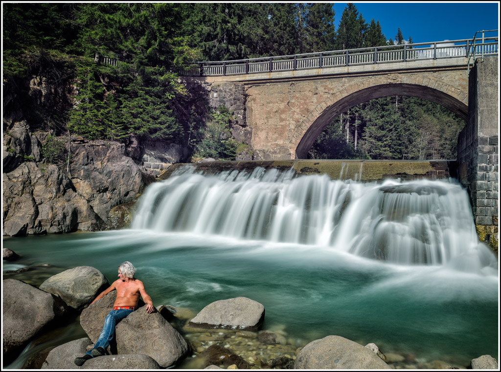 . . .  abbronzarsi . . .