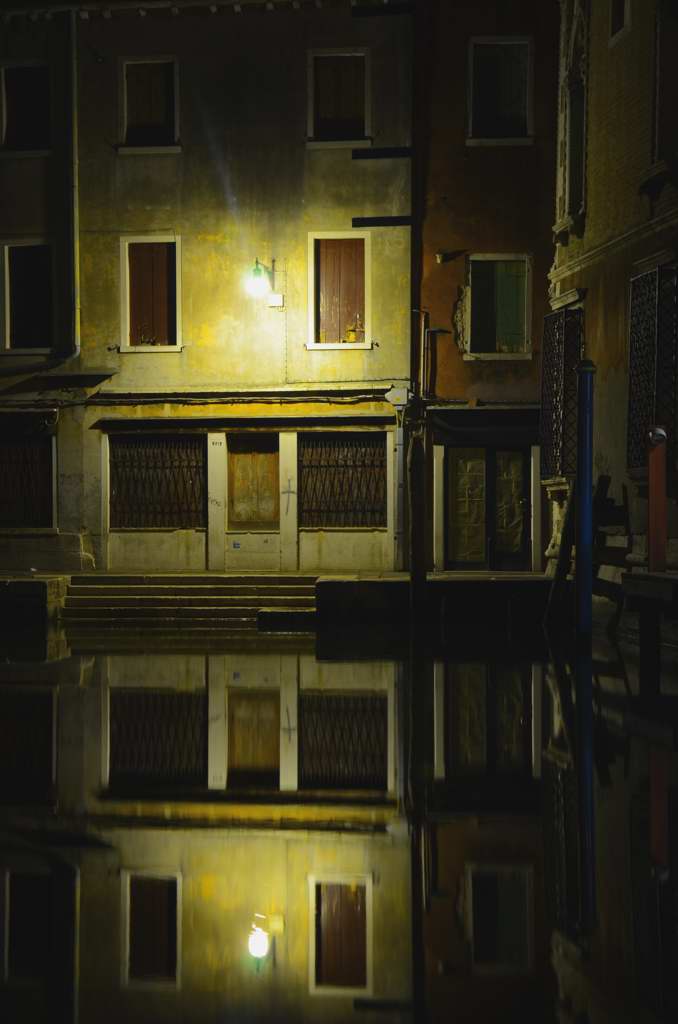 riflesso nel canale(venezia)