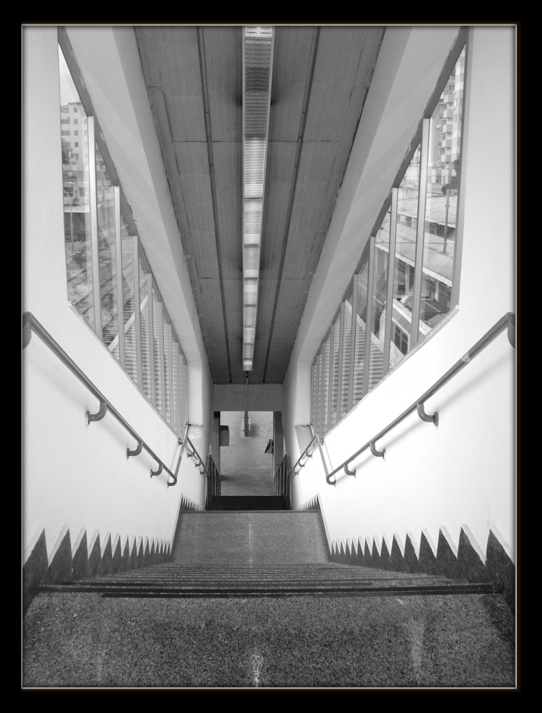 Scalinata stazione Notabartolo (Pa)