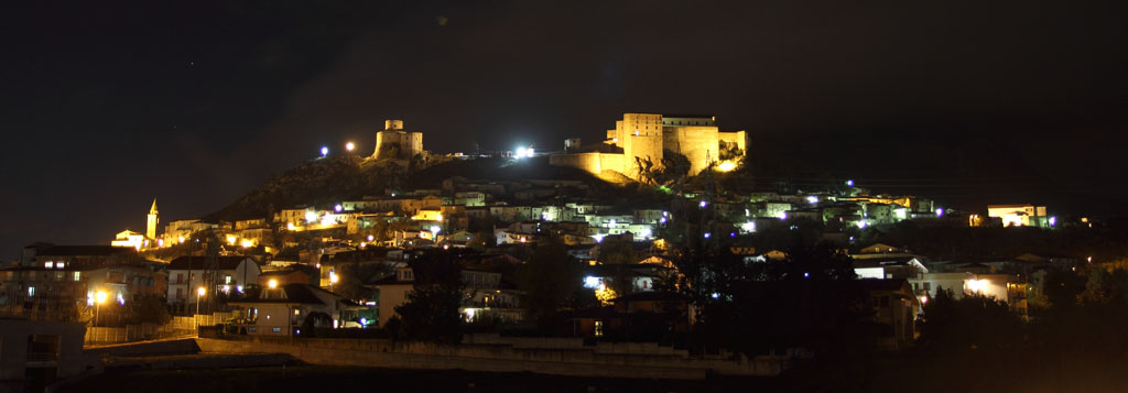 Montesarchio by night