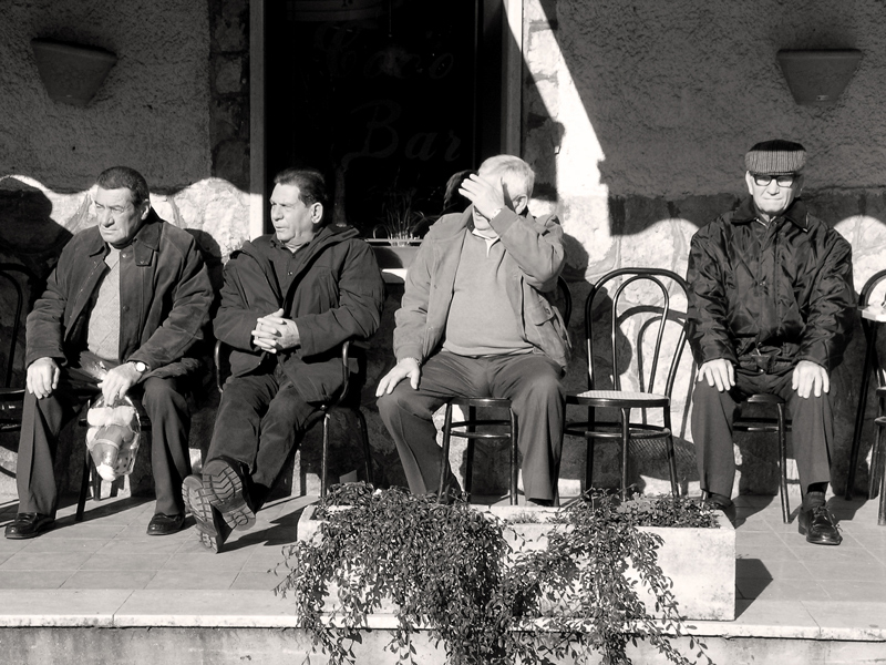 ...Quattro amici al bar...