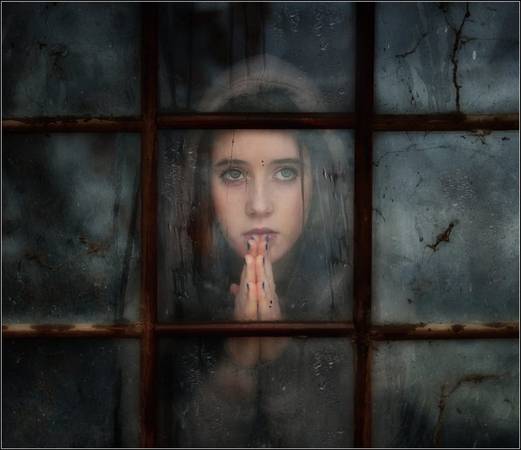 . . .   grazie    ... grazie davvero . . .