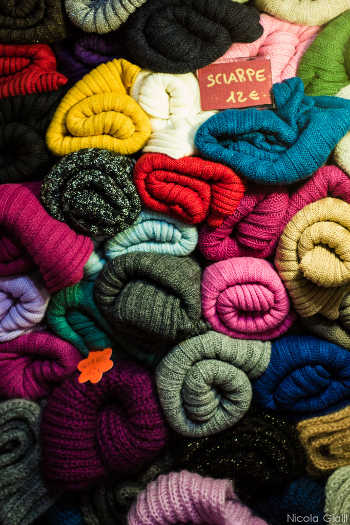 Wool colours