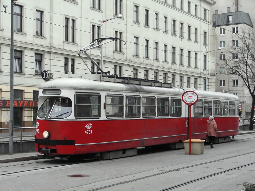 Stra�enbahn n�33