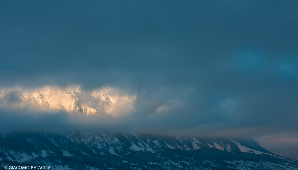 il gigante tra le nuvole