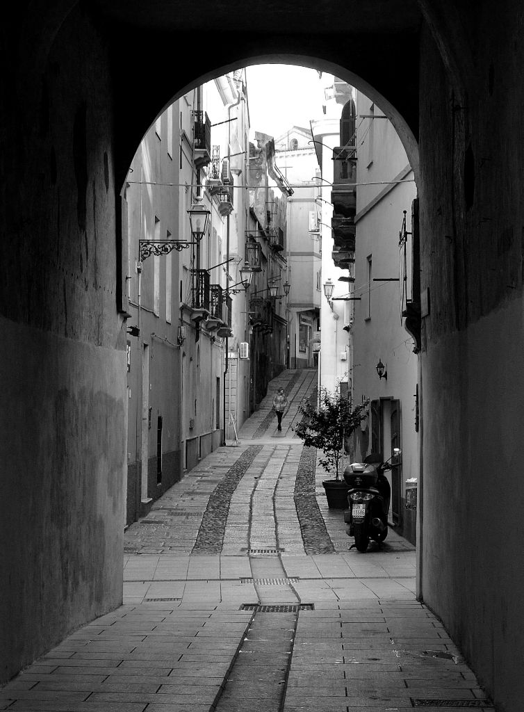 Centro storico di Iglesias bw