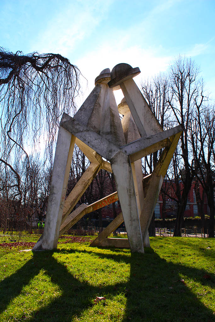 Scultura nel parco