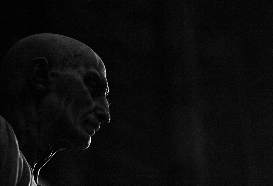 Accarezzato dalla luce