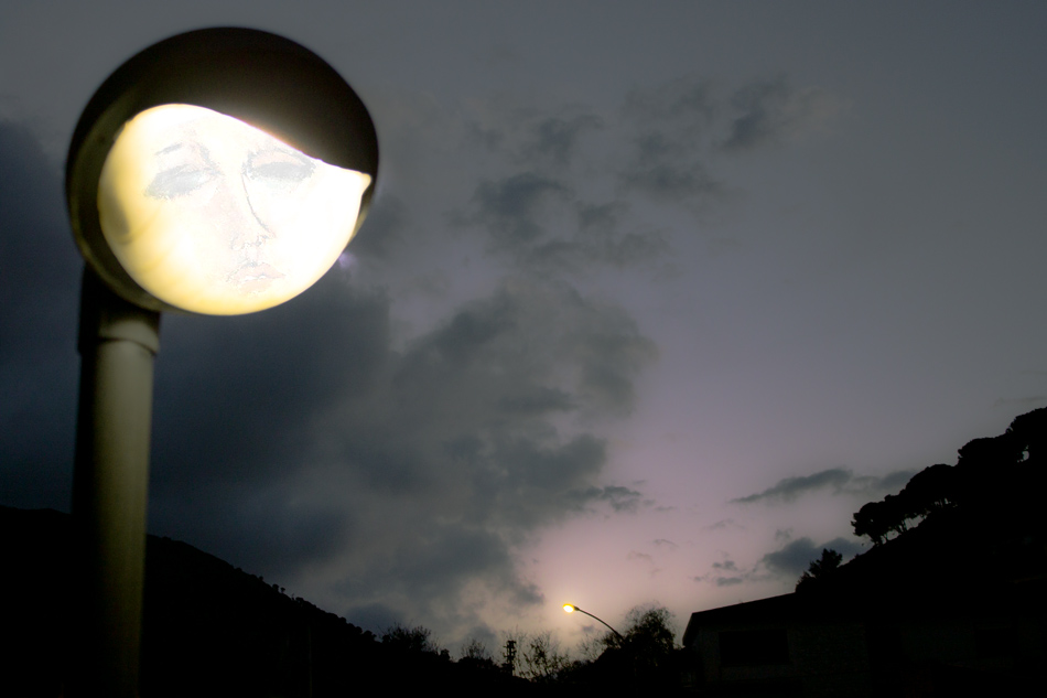 cos� lontano, cos� vicino