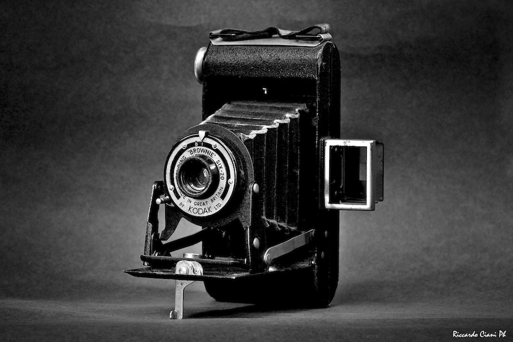 Folding "Brownie" Six-20 Kodak
