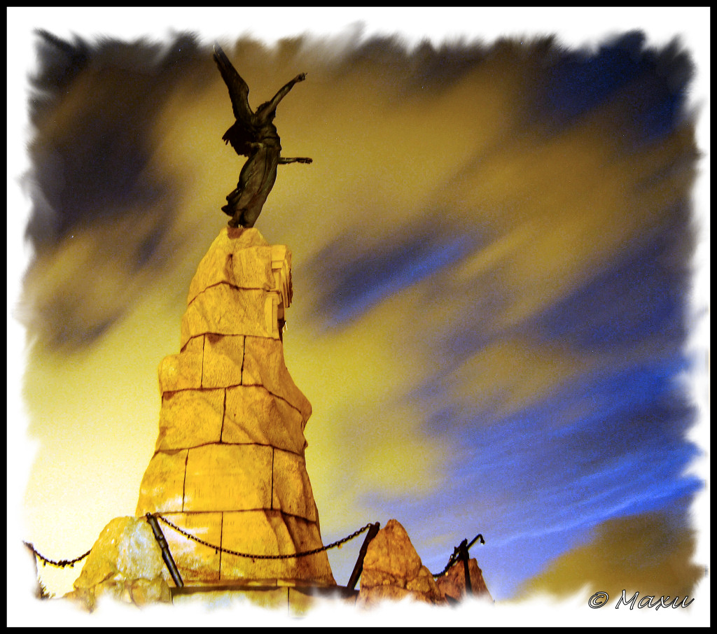 An Angel in Tallinn (by night)