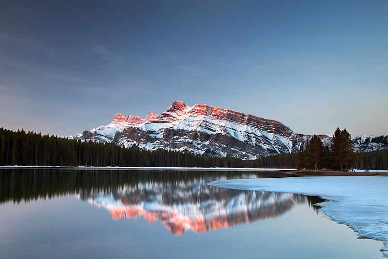 The silence of the first light