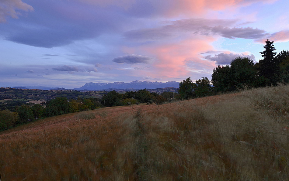 Le Marche - dalla collina al monte