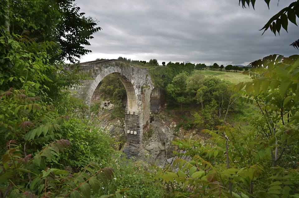 Vulci : ponte etrusco-romano