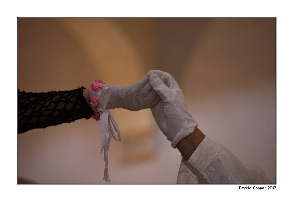 La tua mano nella mia