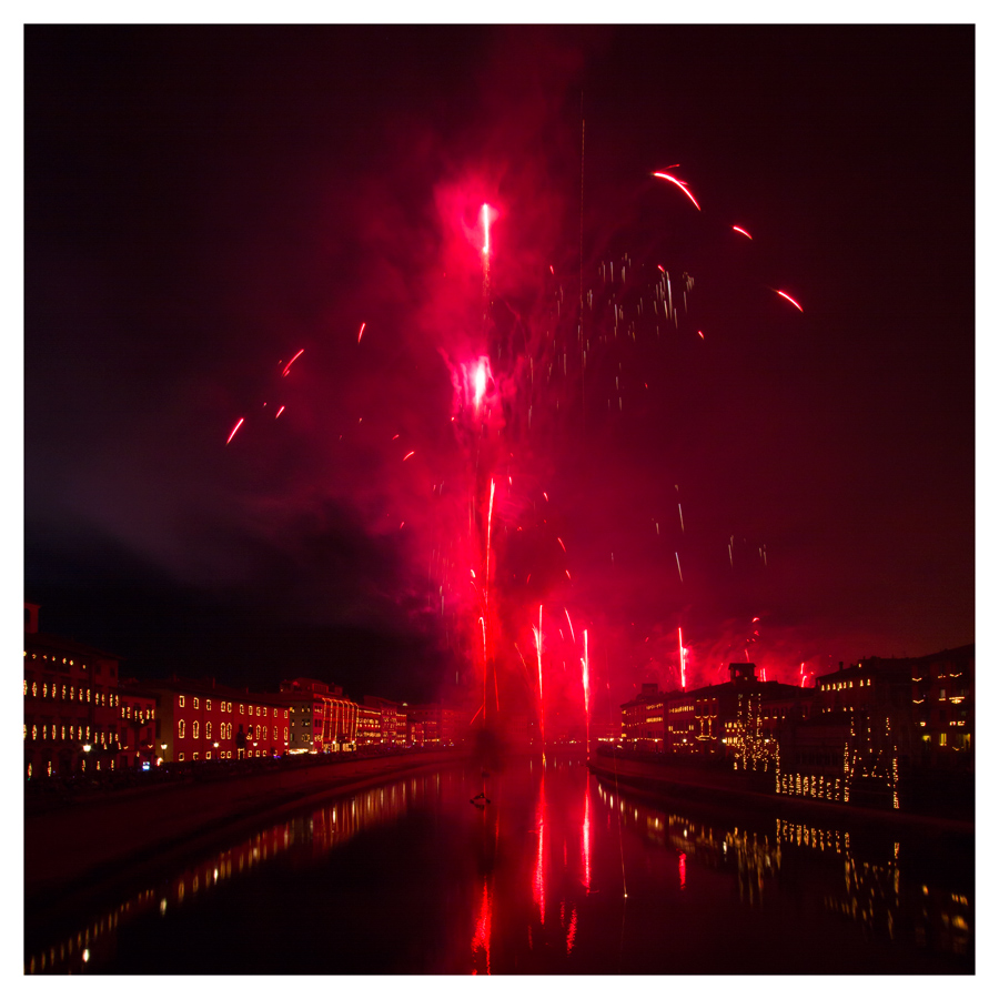 Alla Luminara di San Ranieri