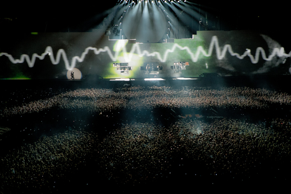 The Wall Live 5