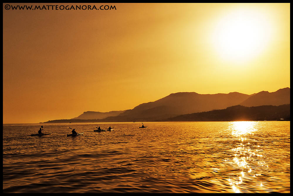 KAYAK|PaddlingBackHome