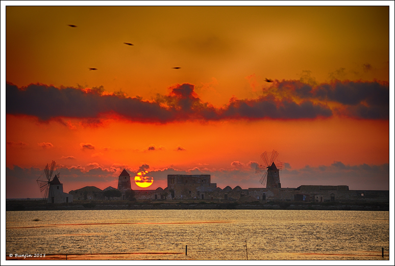 Tramonto sulle saline