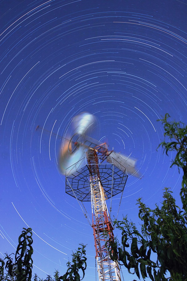 Mulino a vento (startrail)