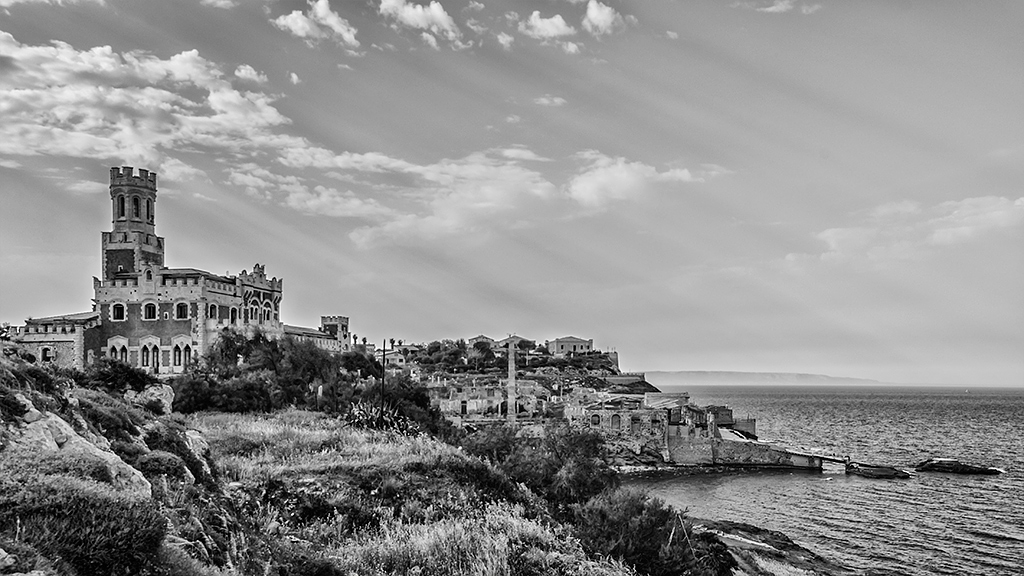 Castello Tafuri e Tonnara di Portopalo