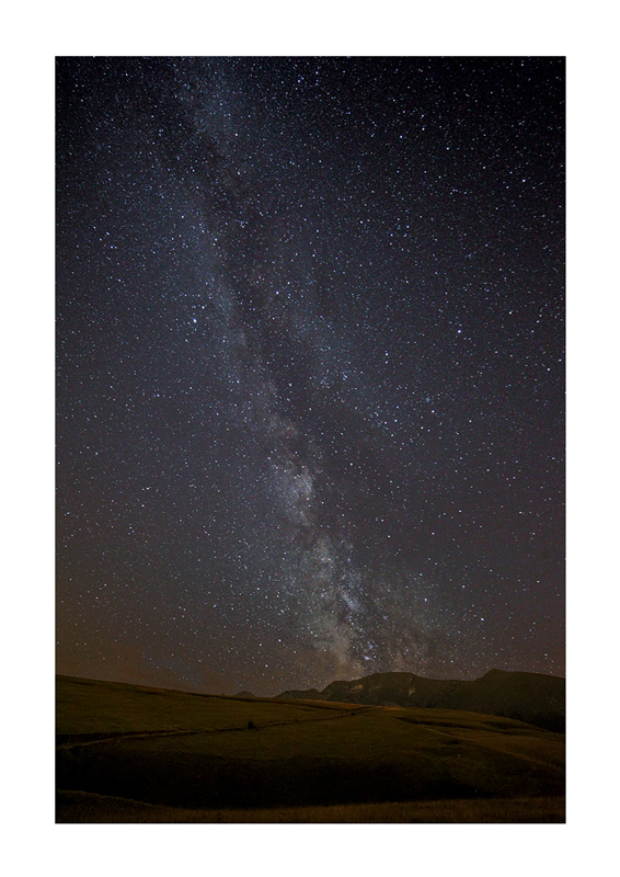 paesaggio con via lattea