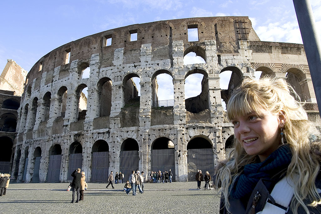 Intorno al Colosseo