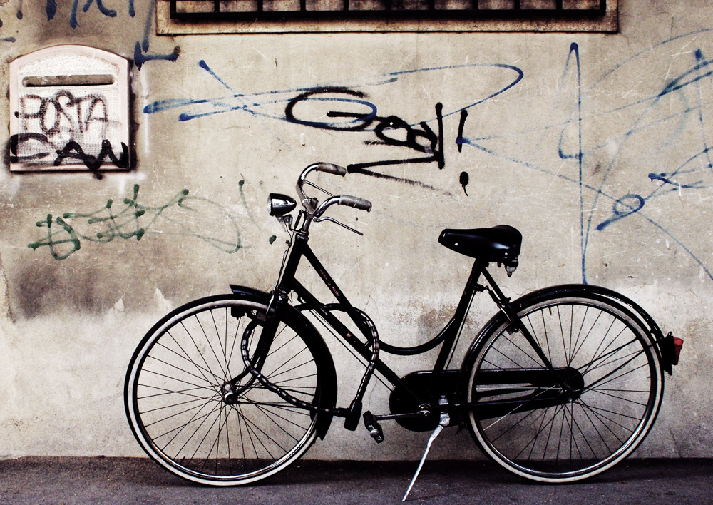 Bicicletta in parcheggio