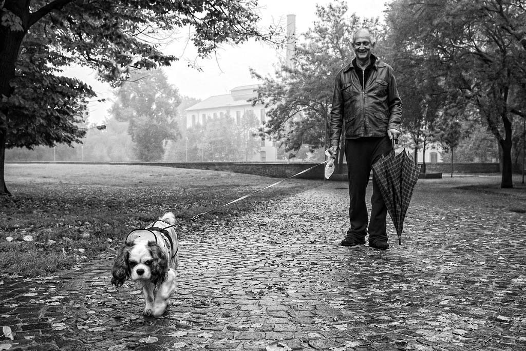 il Sig. Elvio e il suo cane