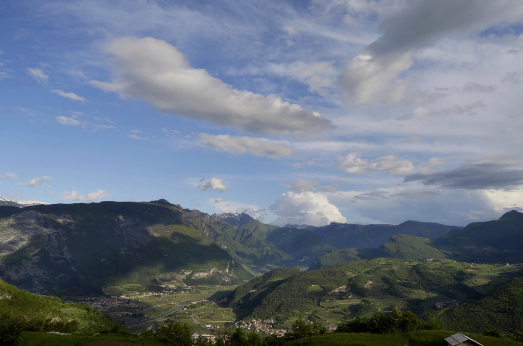 Da qu� messere si domina la valle, ci� che si vede �.