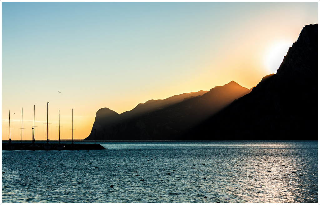 Come un veliero nelle gelide acque.