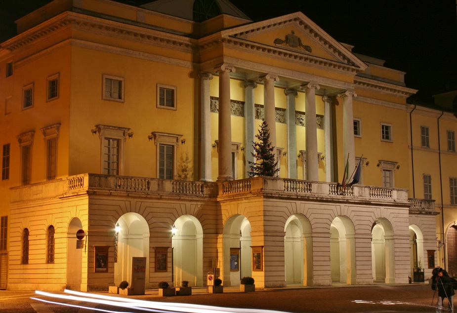 Piacenza in una fredda notte