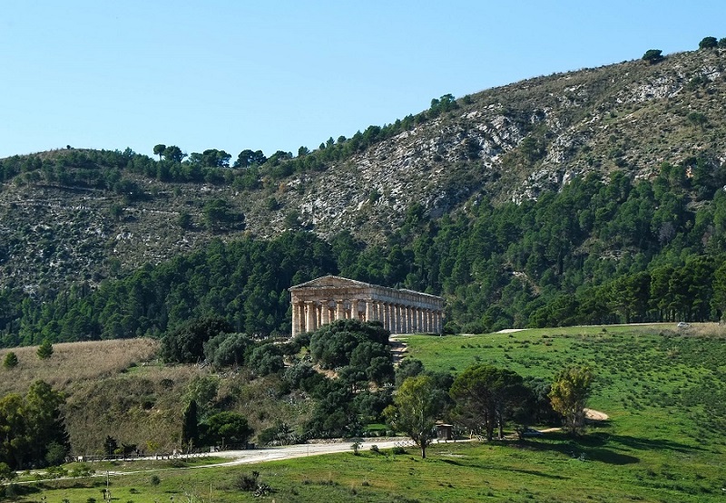 OPERA GRECA IN SICILIA