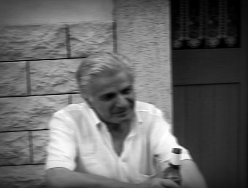 "Ha il futuro che lo insegue, il passato gli � davanti"