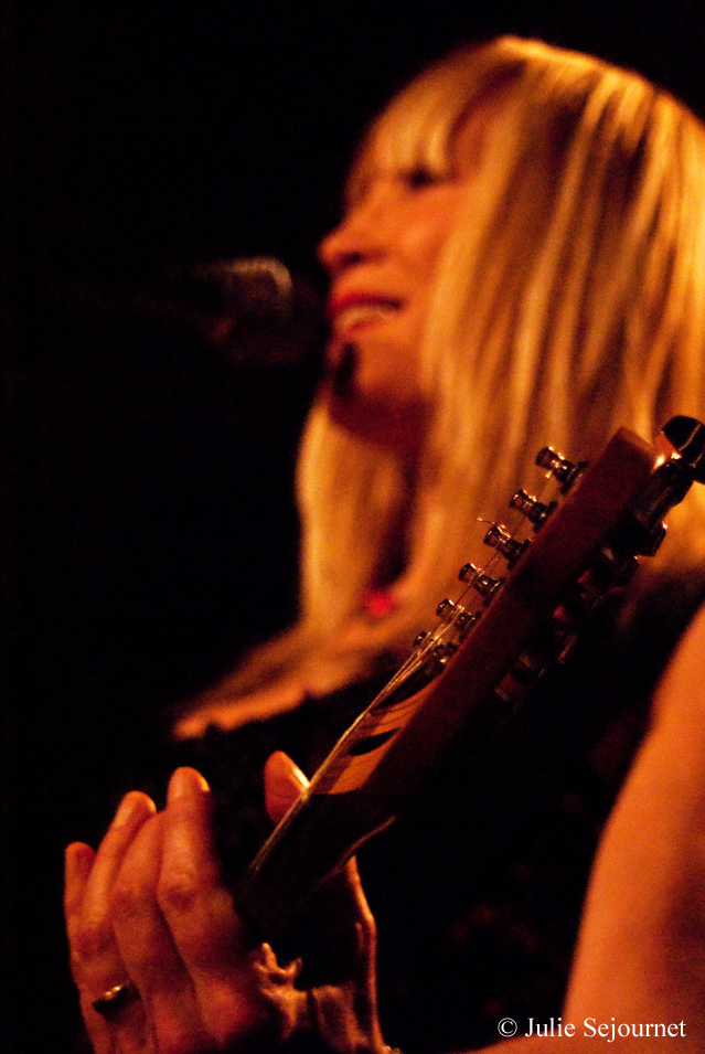 Victoria Clamp (Tom Tom Club)