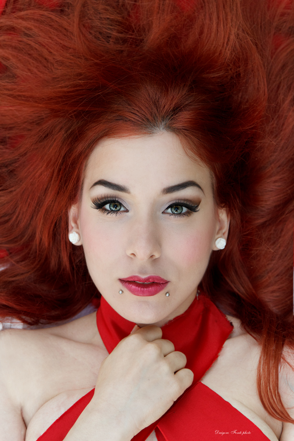 bianca come il latte rossa come il sangue ( portrait )