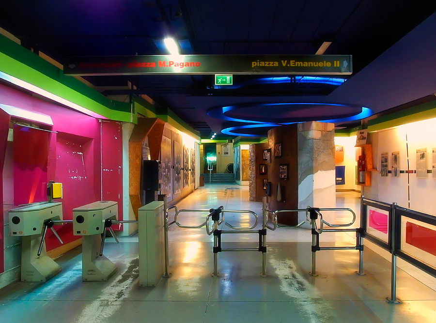 Access in the room of colors