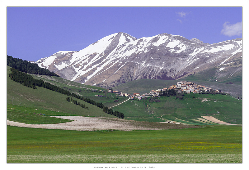 Castelluccio, aspettando la fioritura.....