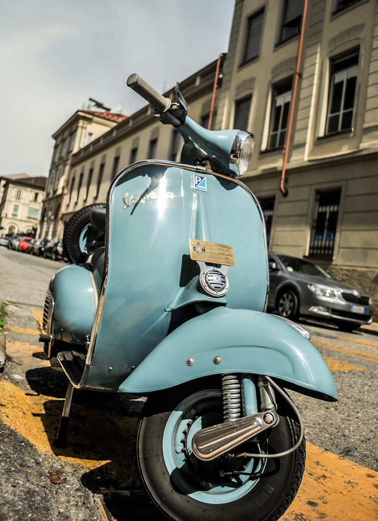 vespa azzurra