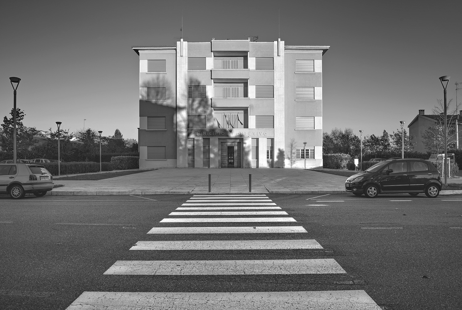 Municipio di Fontevivo [ vers. b/n matte]