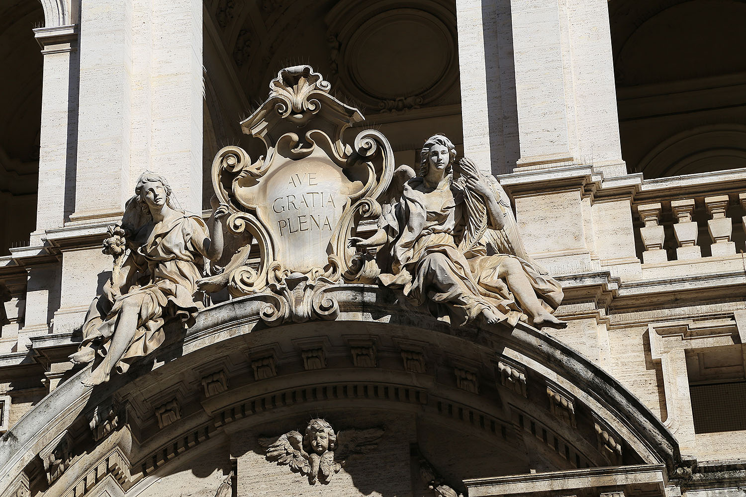 Particolare facciata Chiesa via Po