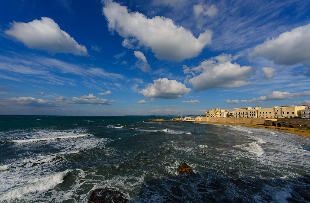 Come corrono le nuvole a Gallipoli