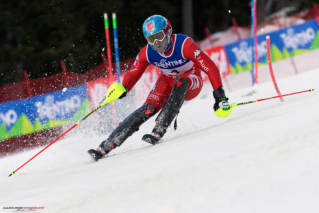 Stefano Gross "Lungoooo"